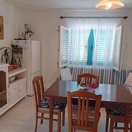 Casa de Férias Modern Robinson Veli Bare Vela Luka